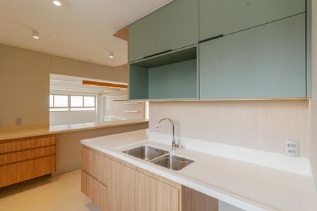 Apartamento à venda com 200m², 4 quartos e 1 vaga Apartamento à venda com 200m², 4 quartos e 1 vagaCozinha