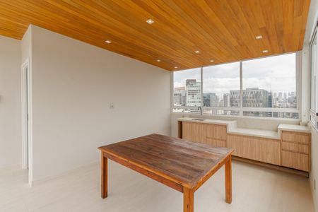 Apartamento à venda com 200m², 4 quartos e 1 vaga Apartamento à venda com 200m², 4 quartos e 1 vagaSalão