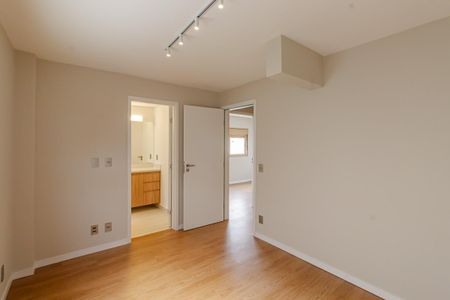 Apartamento à venda com 200m², 4 quartos e 1 vaga Apartamento à venda com 200m², 4 quartos e 1 vagaSuíte 1