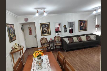 Apartamento à venda com 80m², 2 quartos e 2 vagasFoto 03