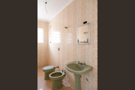 Casa à venda com 155m², 3 quartos e 2 vagasBanheiro