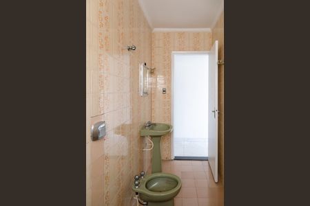 Casa à venda com 155m², 3 quartos e 2 vagasBanheiro