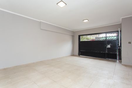 Casa para alugar com 180m², 4 quartos e sem vagaGaragem 