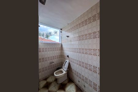 Casa à venda com 224m², 4 quartos e 1 vagaBanheiro social