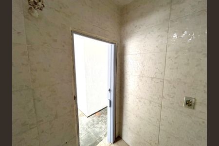 Apartamento para alugar com 40m², 1 quarto e sem vagaBanheiro 