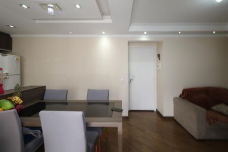Sala de apartamento para alugar com 2 quartos, 50m² em Piraporinha, Diadema