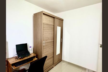 Apartamento à venda com 44m², 2 quartos e 1 vagaQuarto 2