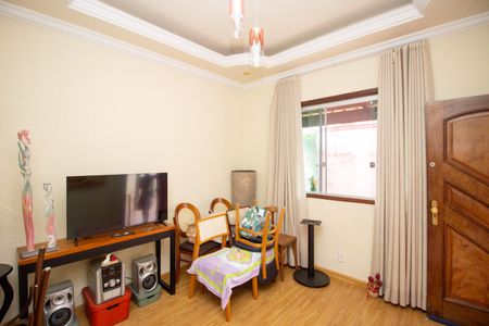 Casa à venda com 640m², 4 quartos e 4 vagasSala - Casa 1