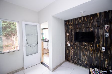 Casa à venda com 640m², 4 quartos e 4 vagasSala - Casa 2