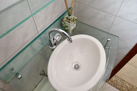 Apartamento para alugar com 82m², 2 quartos e 1 vagaLavabo