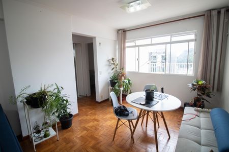 Apartamento à venda com 70m², 2 quartos e 1 vagaSALA