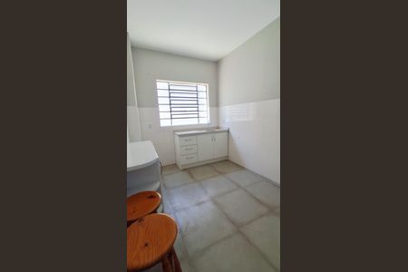 Cozinha de apartamento para alugar com 3 quartos, 105m² em Centro, São Leopoldo