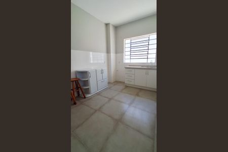 Cozinha de apartamento para alugar com 3 quartos, 105m² em Centro, São Leopoldo