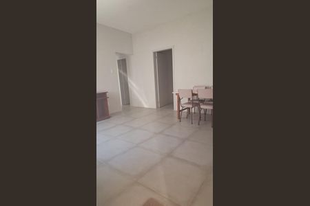 Apartamento para alugar com 105m², 3 quartos e sem vagaSala 