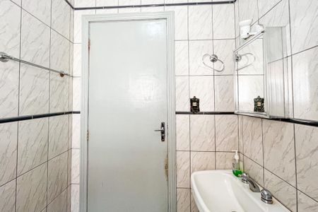 Casa para alugar com 464m², 3 quartos e 4 vagasBanheiro Social