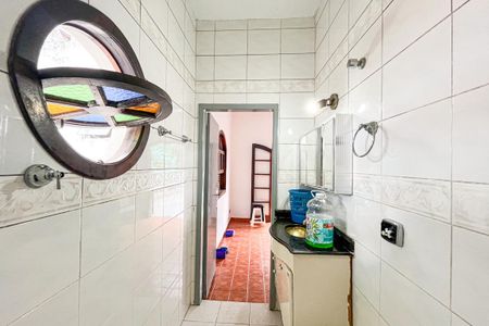 Casa para alugar com 464m², 3 quartos e 4 vagasBanheiro da Suíte 2