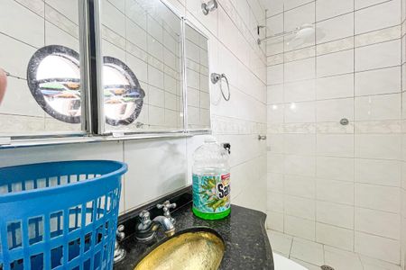 Casa para alugar com 464m², 3 quartos e 4 vagasBanheiro da Suíte 2