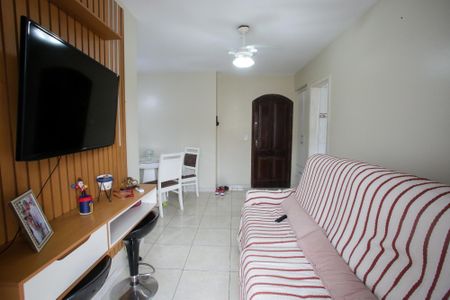 Sala de apartamento à venda com 2 quartos, 48m² em Taquara, Rio de Janeiro