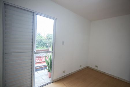 Quarto 1 de apartamento para alugar com 2 quartos, 47m² em Parque Assuncao, Taboão da Serra