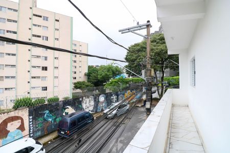 Casa para alugar com 50m², 1 quarto e sem vaga Casa para alugar com 50m², 1 quarto e sem vagaVaranda