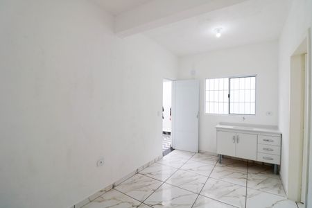 Casa para alugar com 50m², 1 quarto e sem vaga Casa para alugar com 50m², 1 quarto e sem vagaSala / Cozinha