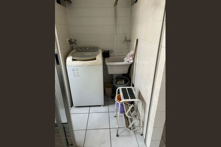Apartamento à venda com 70m², 2 quartos e 2 vagas Apartamento à venda com 70m², 2 quartos e 2 vagasCozinha