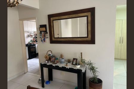 Apartamento à venda com 70m², 2 quartos e 2 vagas Apartamento à venda com 70m², 2 quartos e 2 vagasSala