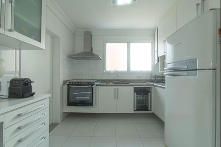 Apartamento à venda com 172m², 4 quartos e 4 vagasCozinha