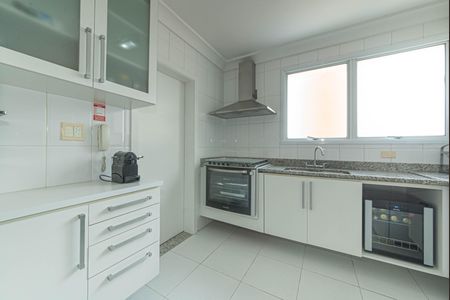 Apartamento à venda com 172m², 4 quartos e 4 vagasCozinha