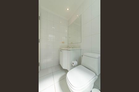 Apartamento à venda com 172m², 4 quartos e 4 vagasBanheiro da Suíte 1