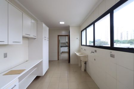 Apartamento para alugar com 280m², 3 quartos e 3 vagasÁrea de Serviço