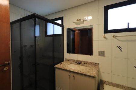 Apartamento para alugar com 280m², 3 quartos e 3 vagasBanheiro da Suíte 3