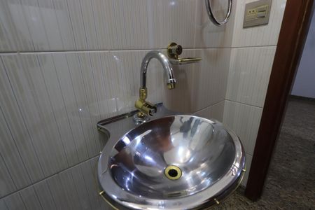 Apartamento para alugar com 280m², 3 quartos e 3 vagasLavabo