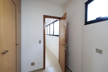 Apartamento para alugar com 280m², 3 quartos e 3 vagasQuarto de Serviço