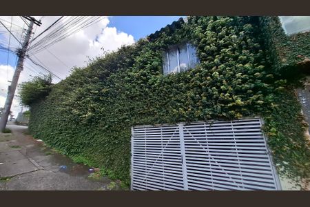 Casa à venda com 117m², 3 quartos e 1 vagaFachada