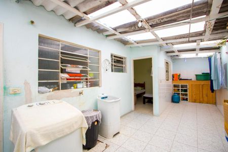 Casa à venda com 117m², 3 quartos e 1 vagaÁrea de serviço