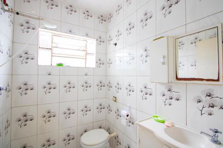 Casa à venda com 117m², 3 quartos e 1 vagaBanheiro