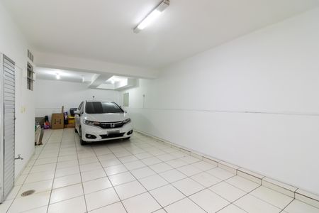 Casa de condomínio à venda com 178m², 3 quartos e 3 vagas Casa de condomínio à venda com 178m², 3 quartos e 3 vagasGaragem