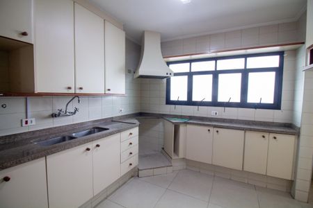 Apartamento para alugar com 140m², 3 quartos e 2 vagasCozinha