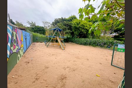 Apartamento para alugar com 65m², 3 quartos e 1 vagaÁrea comum - Playground