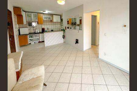 Apartamento para alugar com 65m², 3 quartos e 1 vagaSala 