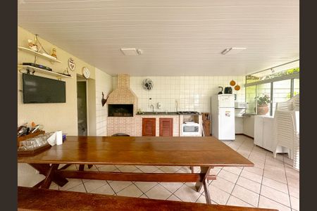 Apartamento para alugar com 65m², 3 quartos e 1 vagaÁrea comum - Salão de festas