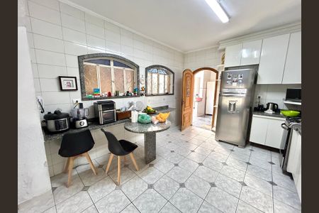 Casa para alugar com 240m², 3 quartos e 2 vagasCozinha