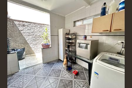 Casa para alugar com 240m², 3 quartos e 2 vagasÁrea de Serviço