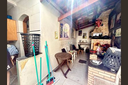 Casa para alugar com 240m², 3 quartos e 2 vagasChurrasqueira