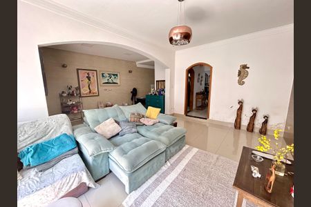 Sala de casa para alugar com 3 quartos, 240m² em Vila Augusta, Guarulhos