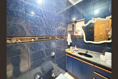 Casa para alugar com 240m², 3 quartos e 2 vagasBanheiro 2