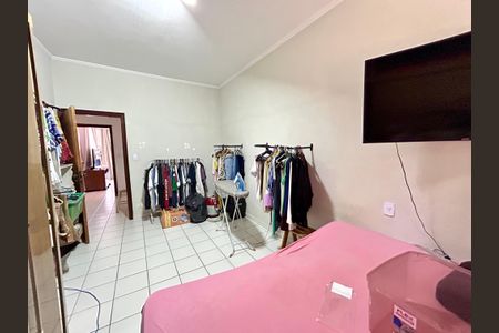 Casa para alugar com 240m², 3 quartos e 2 vagasQuarto 1