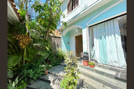 Casa para alugar com 240m², 3 quartos e 2 vagasQuintal