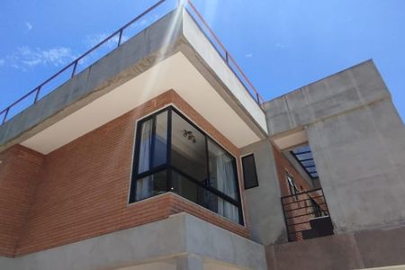 Casa de condomínio à venda com 271m², 4 quartos e 4 vagas